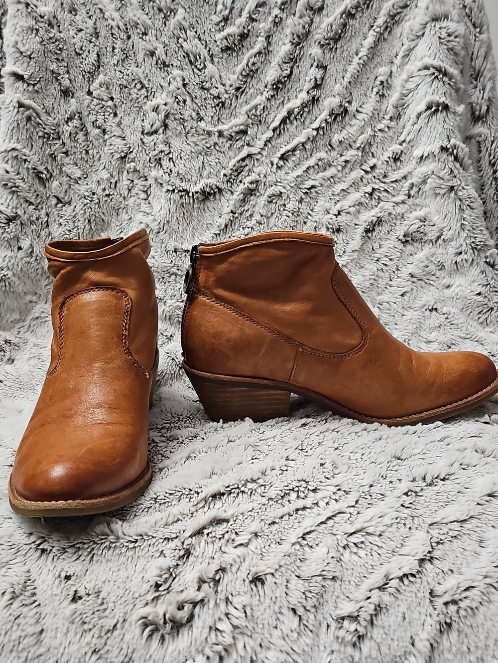 Sofft Aisley Classic Women's Leather Ankle Boots - Tan